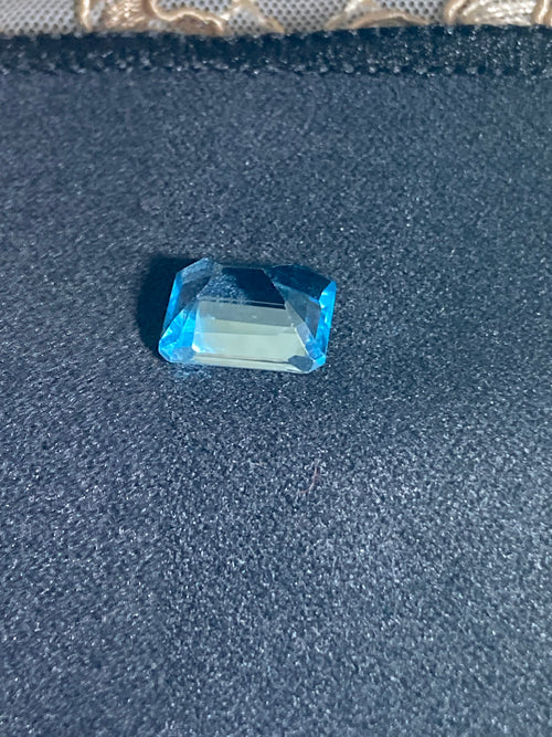 Blue Topaz 6.60 Carat – Emerald Cut Loose Gemstone | 3H Gems