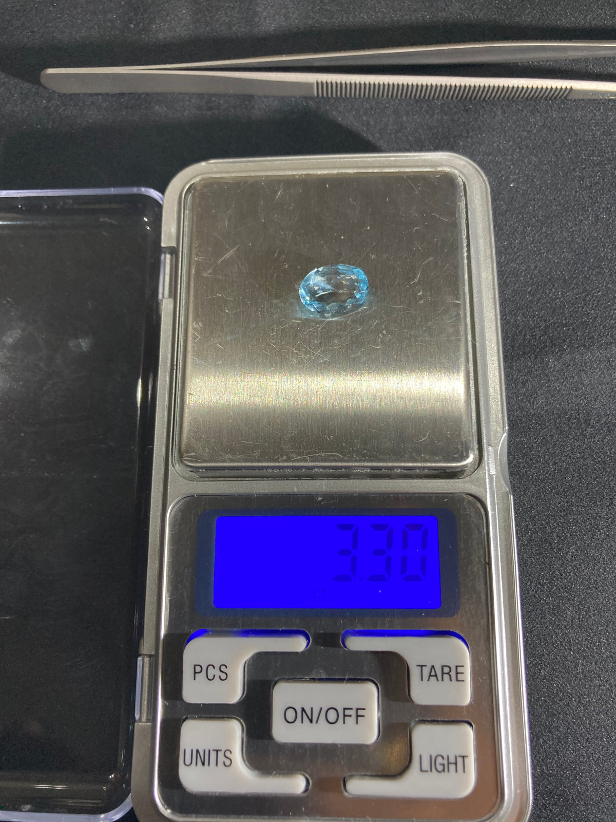 Blue Topaz 3.30 Carat – Oval Cut Loose Gemstone | 3H Gems