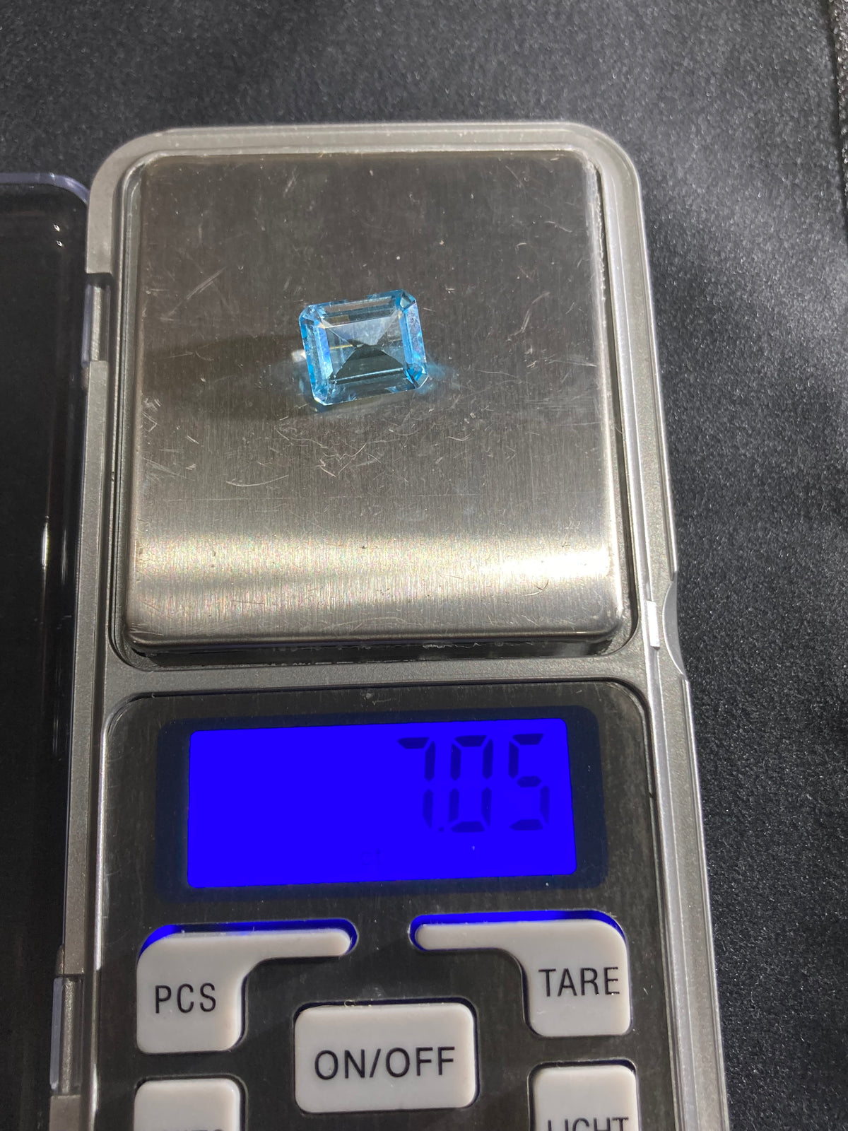 Blue Topaz 7.05 Carat – Emerald Cut Loose Gemstone | 3H Gems