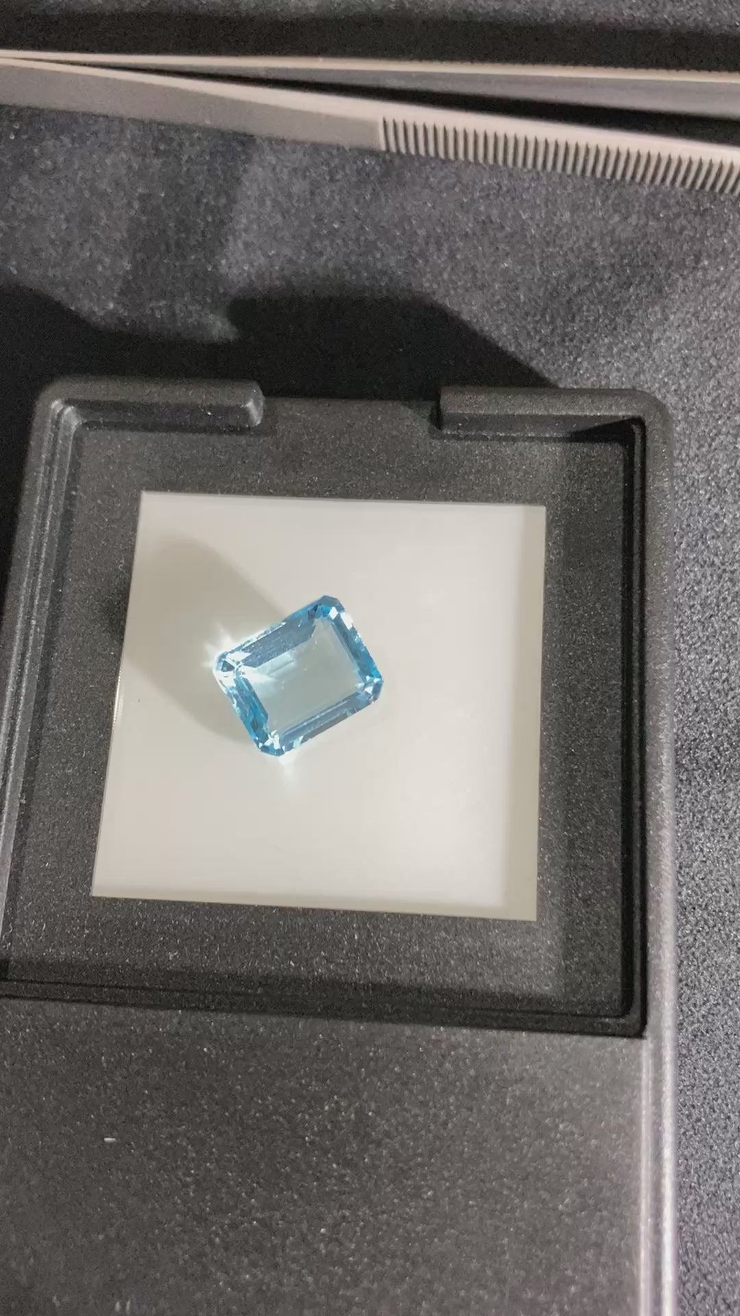 Blue Topaz 7.05 Carat – Emerald Cut Loose Gemstone | 3H Gems
